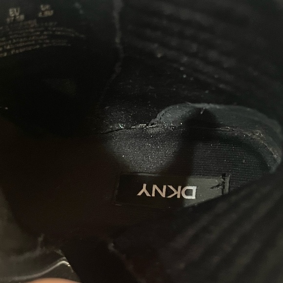 NWT DKNY Thames Black Platform High Heel Zip Up Ankle Boots - Picture 8 of 11